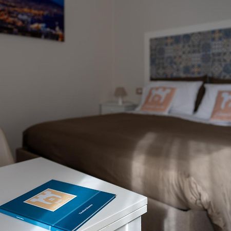 Tinellari Rooms Naples Extérieur photo